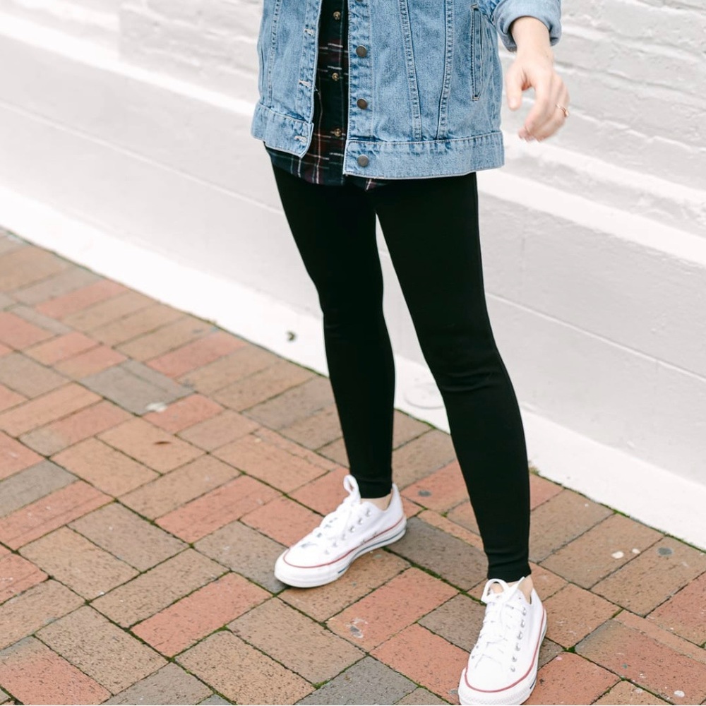 Black Fleece lined Leggings.. New